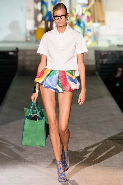 Look 1